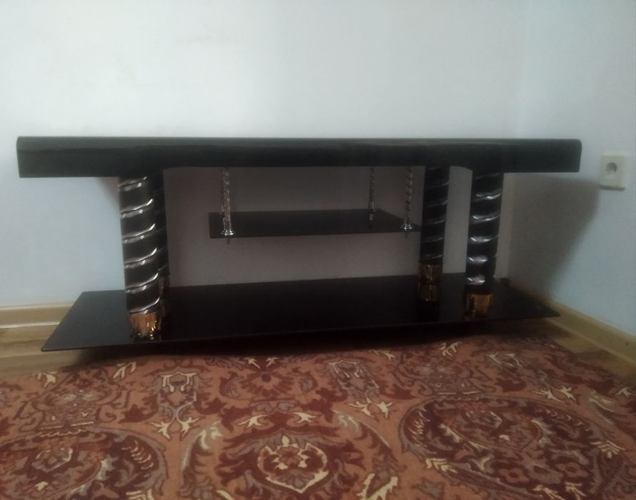 Тумба под телевизор