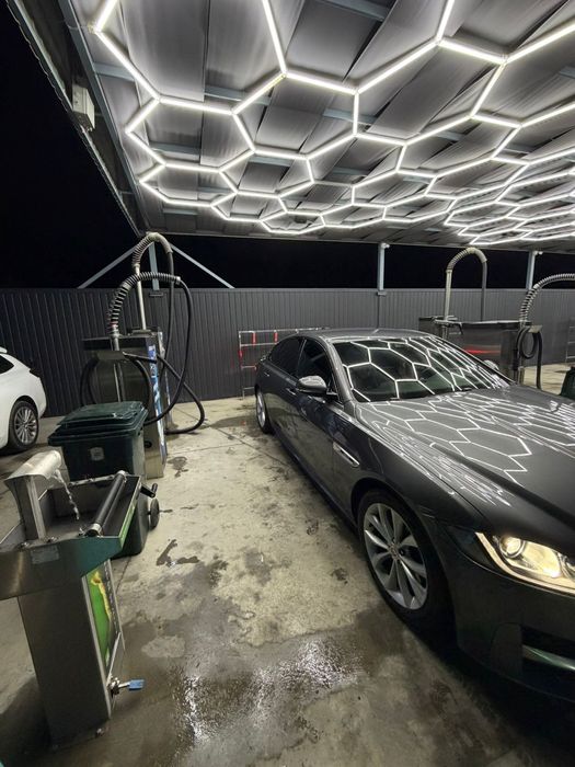 Jaguar XF 2016 • 2.0 Diesel R SPORT