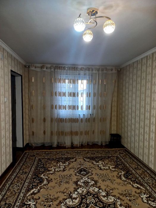 Продаётся дом в пригороде