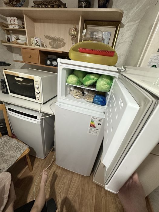 Продам холодильник