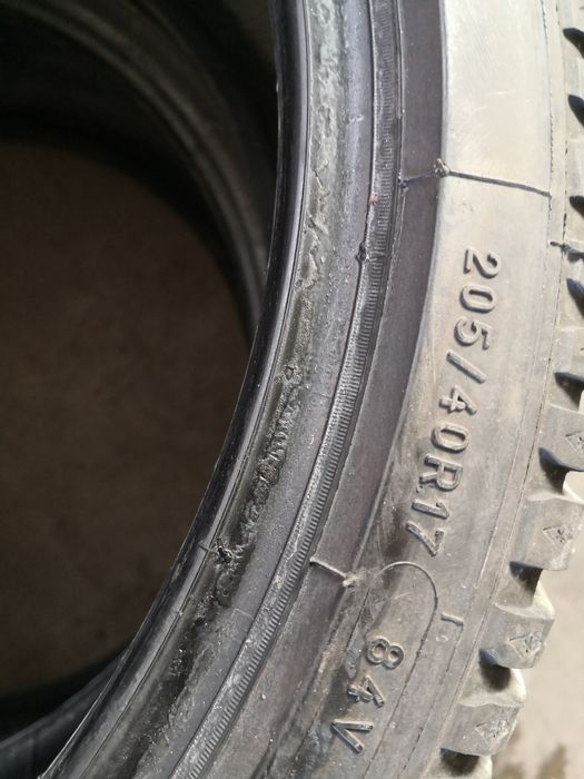205 40 17 цола гуми като нови дот 24 kleber
