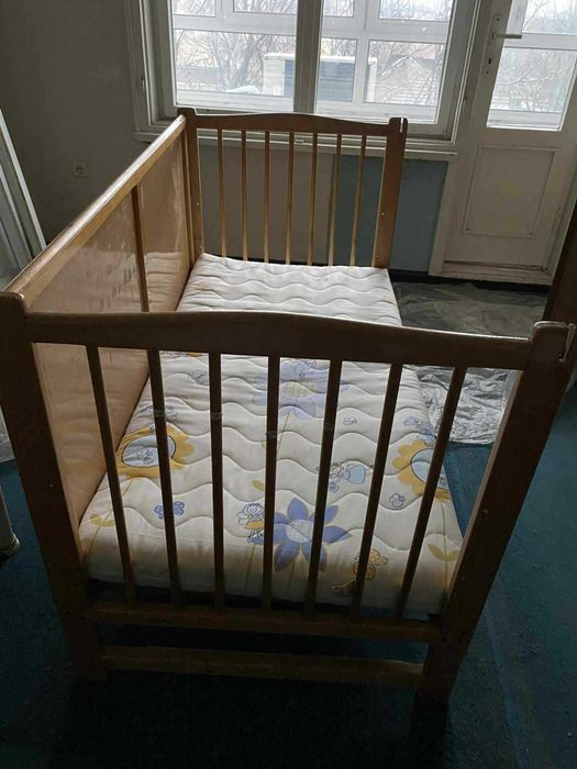 Бебешко легло с матрак