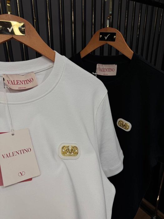 Tricou bărbați Valentino,calitate luxury,toate marimile disponibile