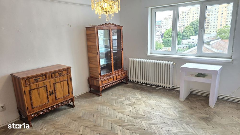 Vand apartament cu 2 camere in Deva, zona ultracentrala (Piata), 49 mp