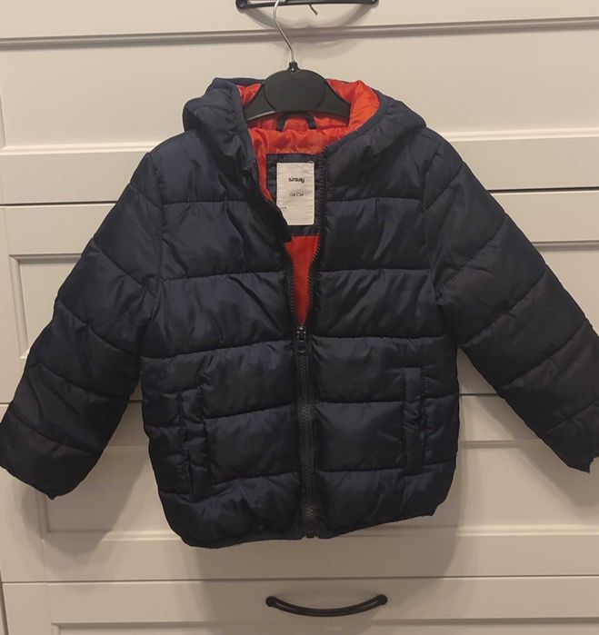 Капитонирани детски якета sinsay, размер 104 и 110