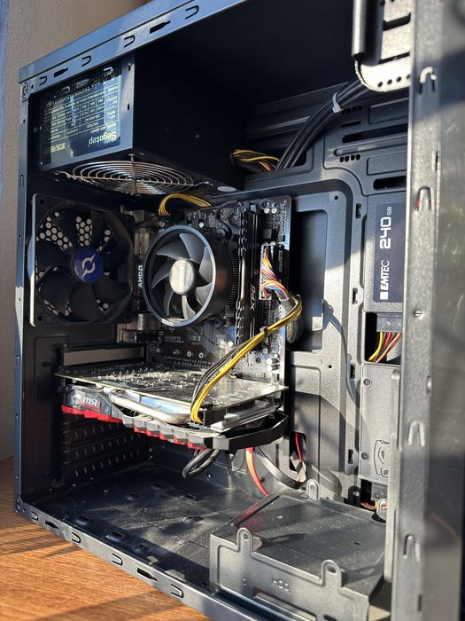 PC Gaming / Office | Ryzen 3 3200 G • GTX 1050 Ti • 8GB RAM • 2x SSD •