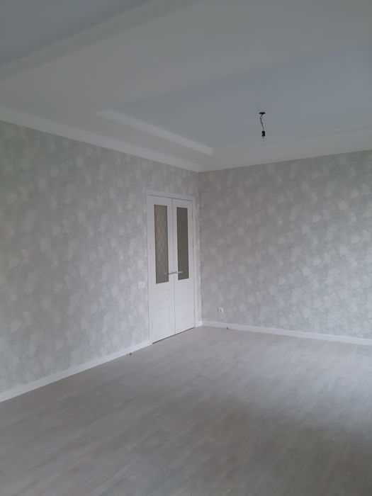 Обои , покраска,  левкас