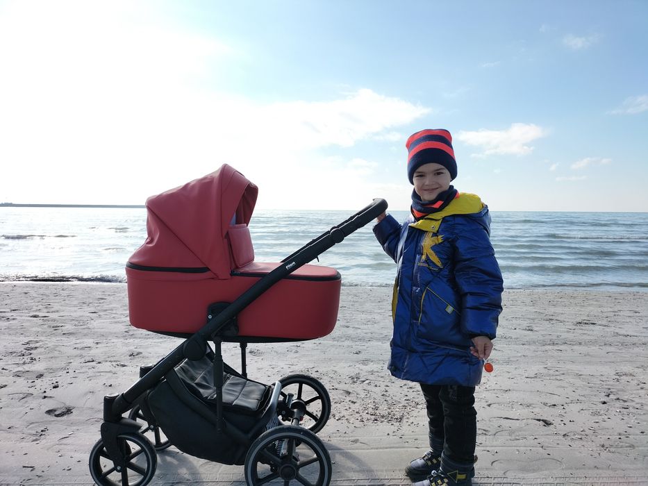 Детская коляска.