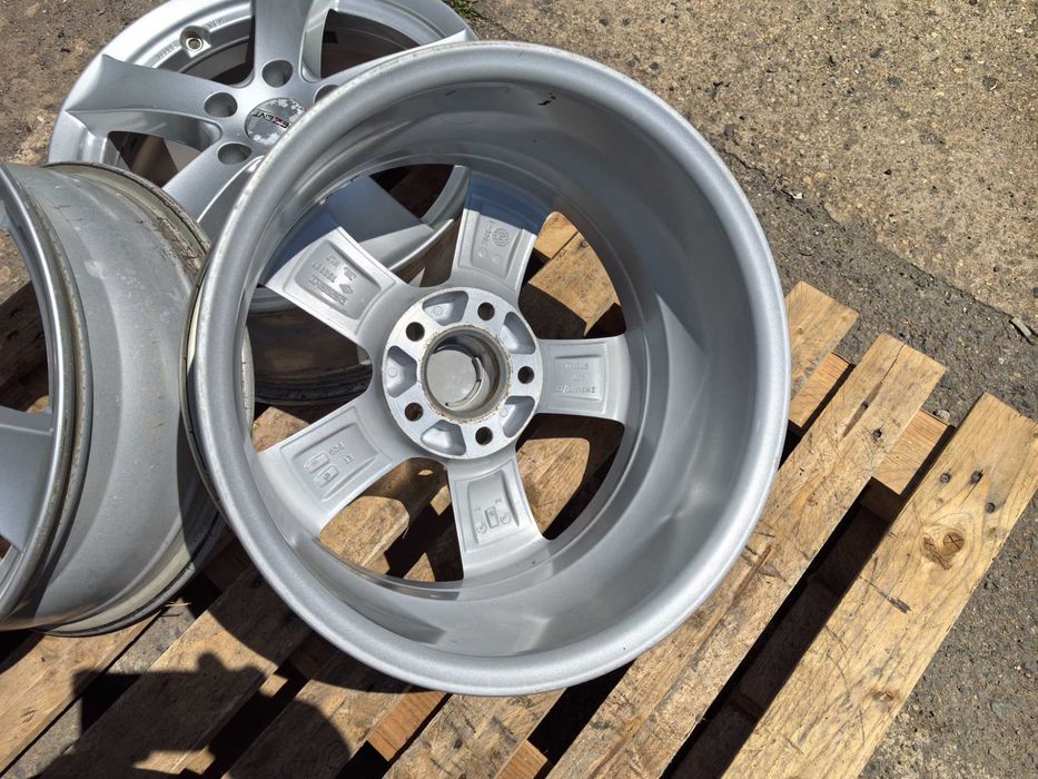 16 цола 5 х 112 мм Мерцедес / Фолксваген / Ауди - 6,5 Инча / ЕТ 48