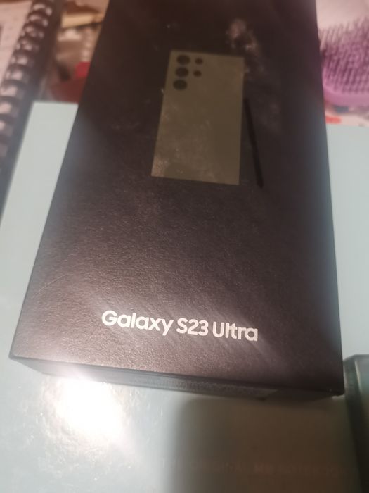 Продавам Samsung s23 ultra