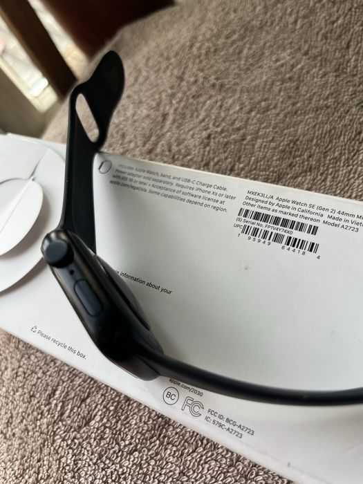 Apple Watch SE 2 44mm Новые