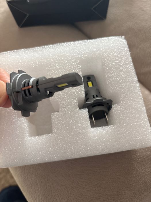 Becuri led autoturisme