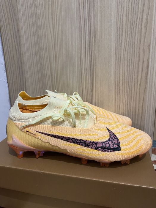 Продам бутсы