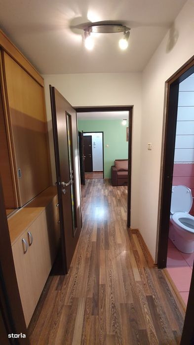 Închiriez apartament 2 camere Micro 1 Intim