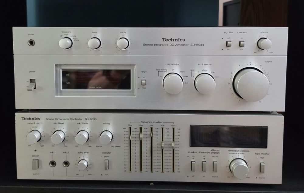 Vând o super linie/ sistem Technics silver