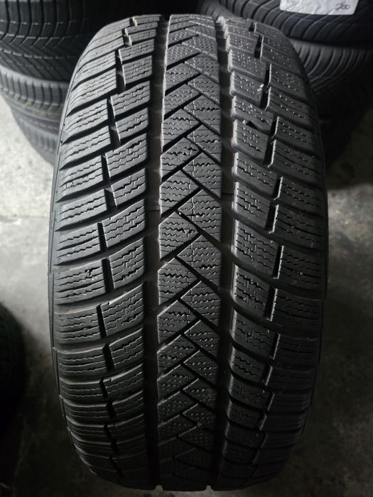 Vredstein 255/45 R19 104W MS iarnă
