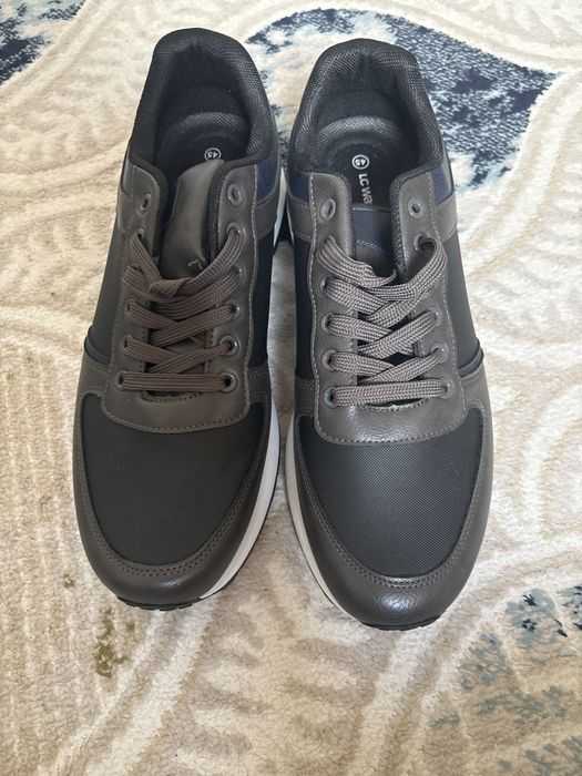 Кроссовки новый вообще киілмеген