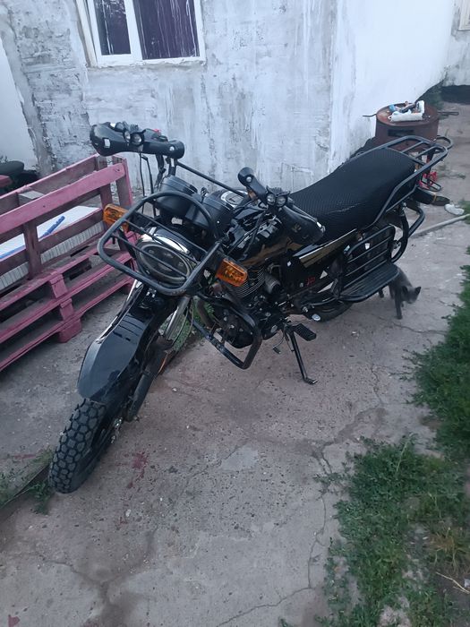 Продам мотоцикл гсх 200