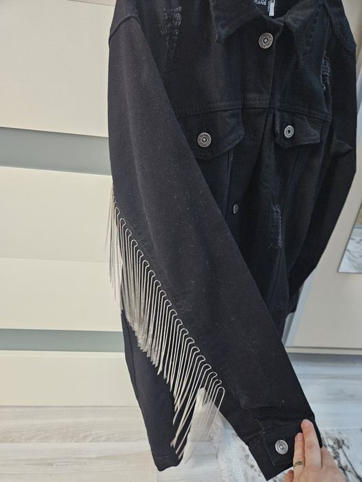 Geaca de blugi cu accesorii