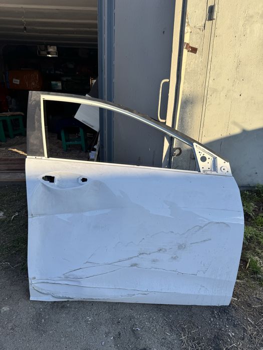 Продам дверь на Шевролет Онихс