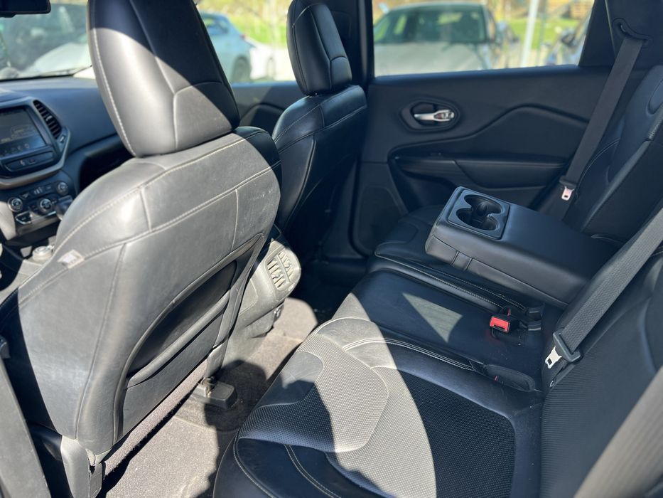 Jeep Cherokee 2.0 4x4 automat