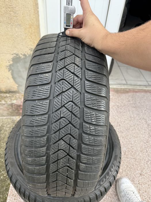 Cauc 225/40/R18 Pirelii scorpion iarna dot 2020 6,5-7mm 3 buc disp pe