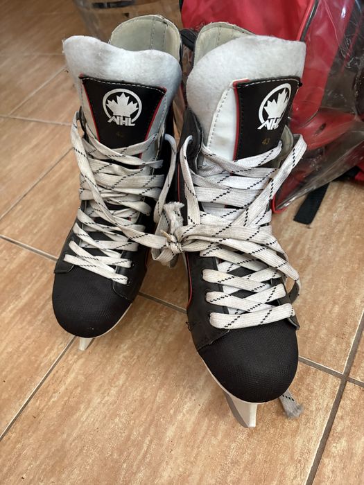Patine marimea 43