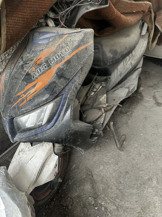 Продаю мопед м8 не на ходу