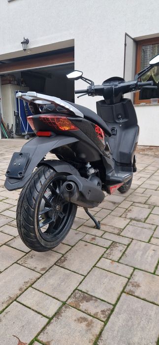 Scuter Aprilia Sportcity 49cc