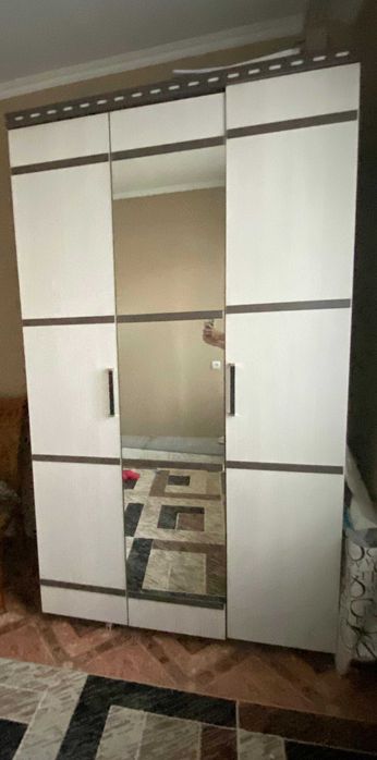 Спальный кровать