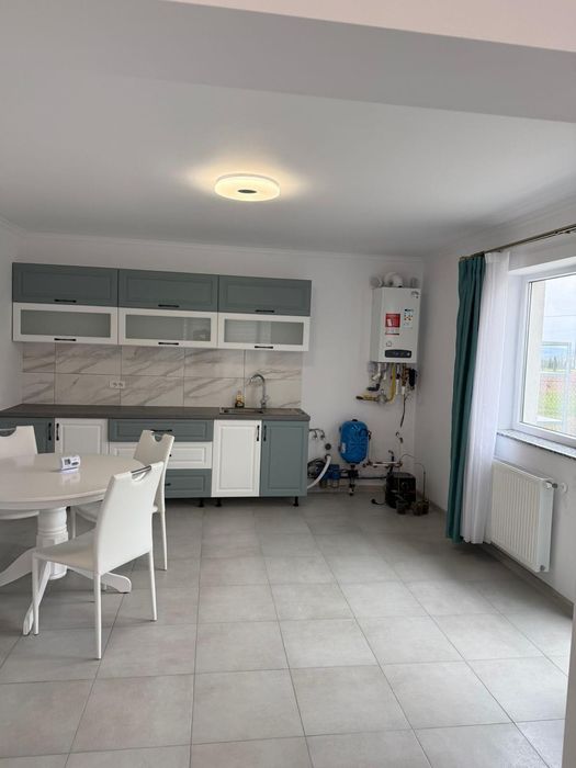 Închiriere Casa 4 dormitoare Scheia