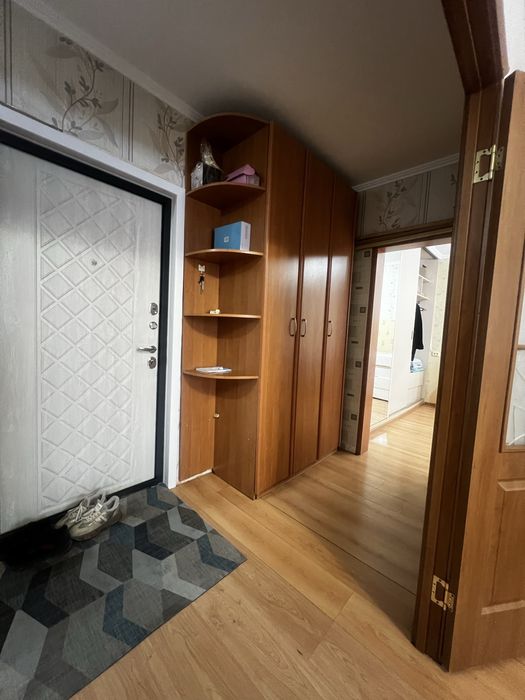 Продаю 2 х комн квартиру