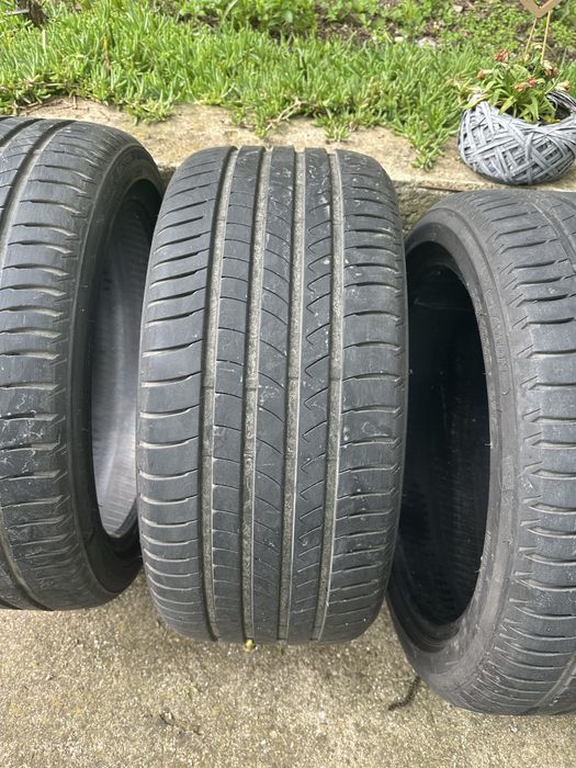 Летни Гуми Dayton - 245/40 R18 97Y
