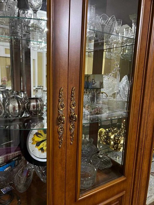 Горка для красивой посуды