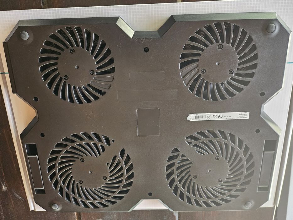 Coolere laptopuri Multicore X6 si KLIM COOL+