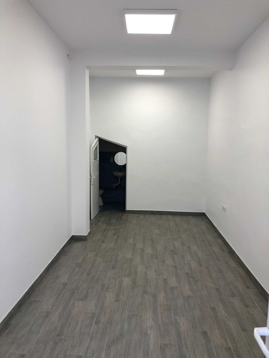 Spatiu comercial de vanzare