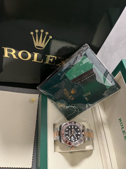Rolex date just -coronita si pe sticla