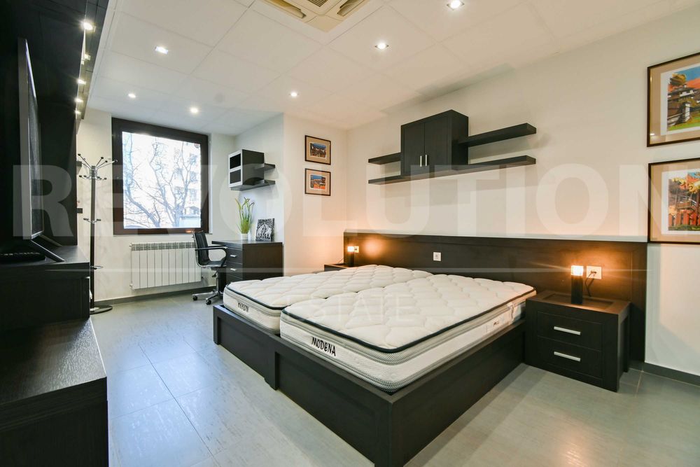 Продава се Многостаен апартамент в София, Манастирски ливади - 164 кв.м за 2714 €/кв.м - Снимка #9