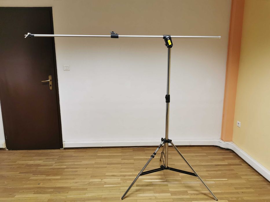 Multiblitz / Manfrotto 420 CSU Combi Boom Stand статив с напречно рамо (жираф)