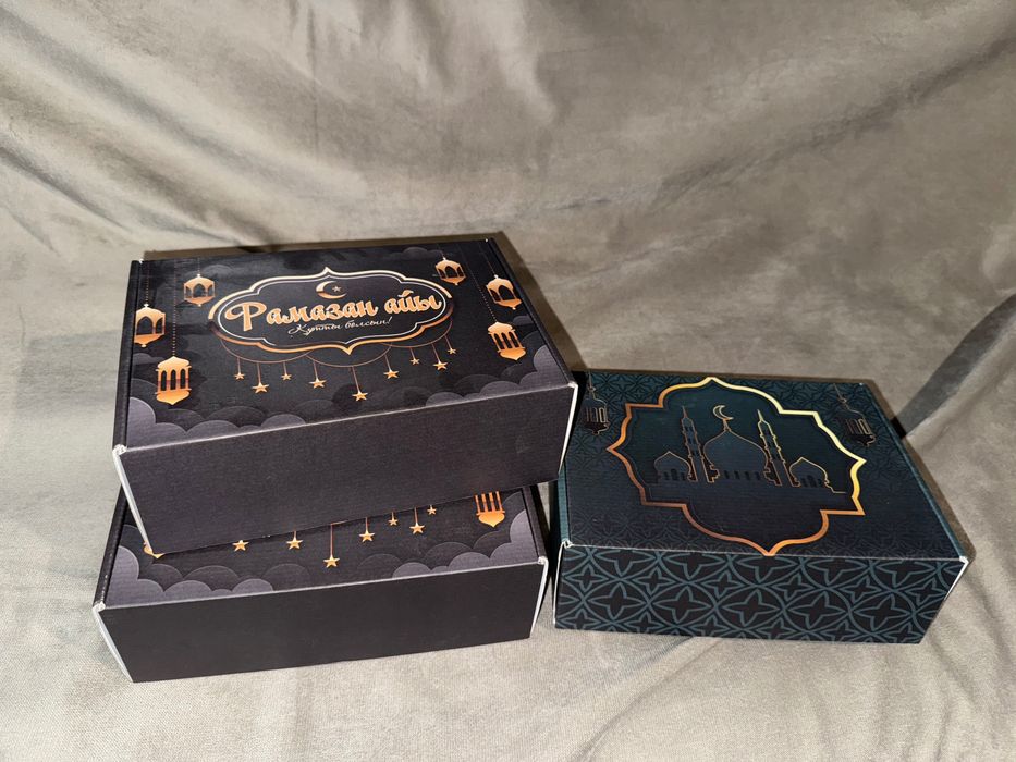 3 коробки картон