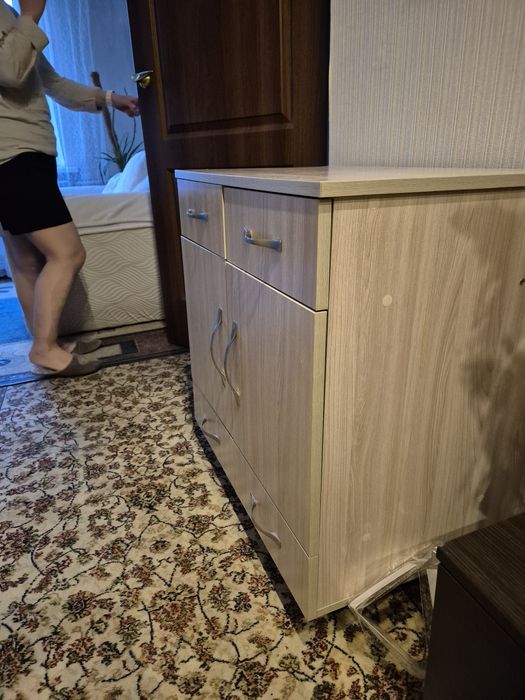 Продам Тумбу-комод