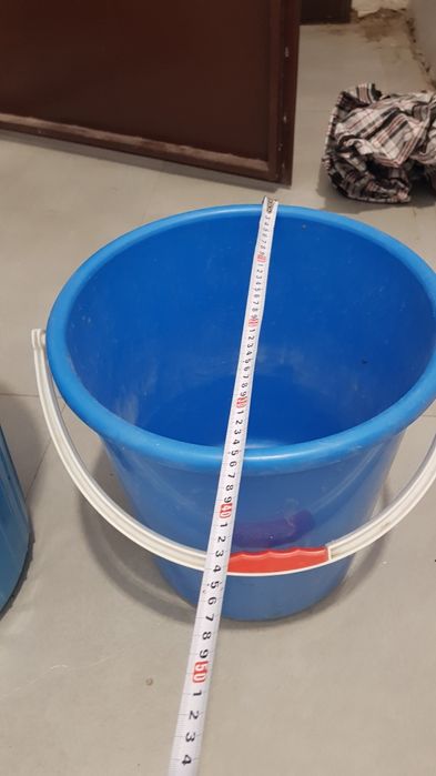 Продам ведро, бак с крышкой