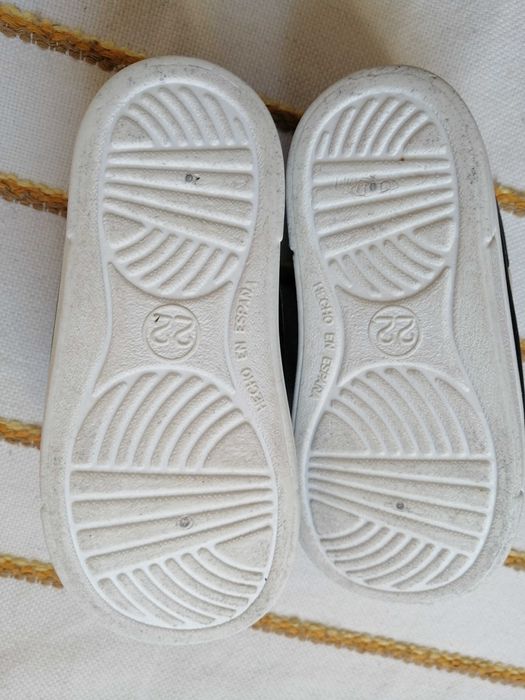 Pantofiori baieti ,mărimea 22.