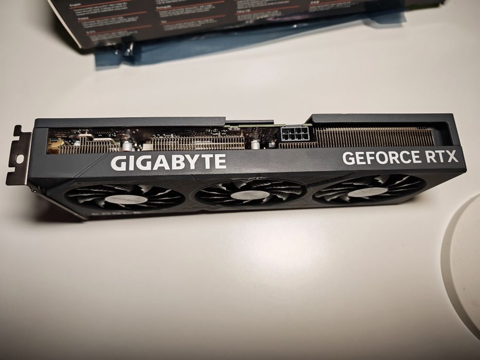 RTX 4060 TI 8GB  cu  garanție