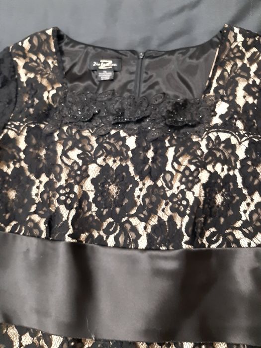 Вечернее платье отличного качества