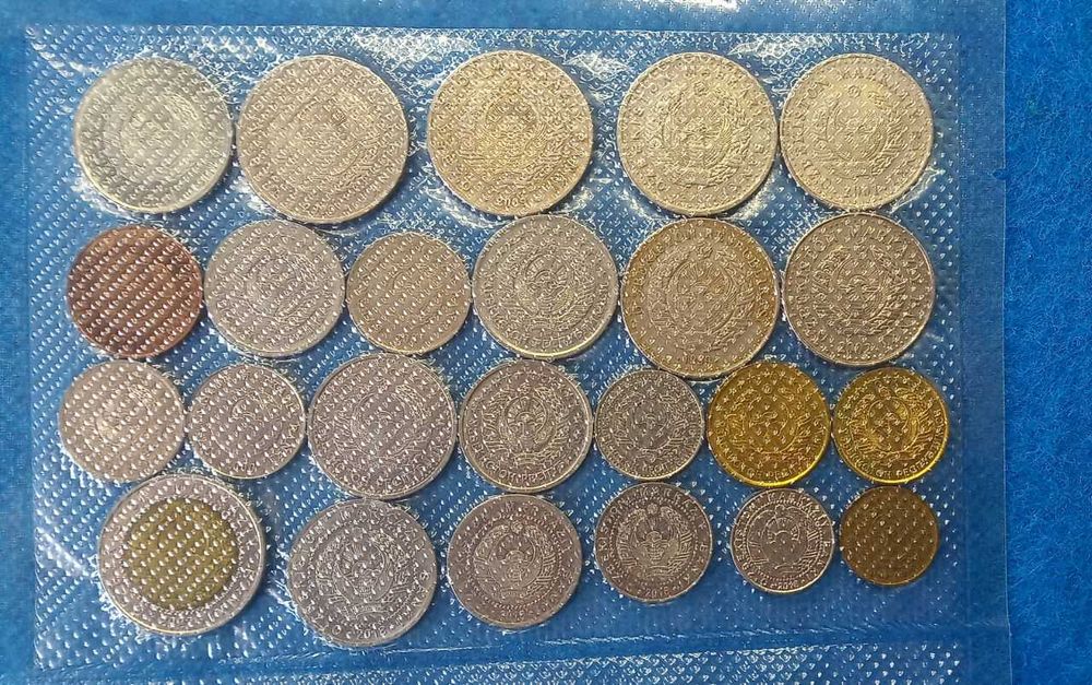 денежные знаки (1994 год- 2017год.)  купюры Узбекистана 12шт