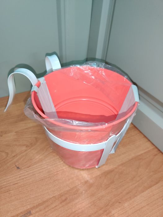 Кашпо для цветов.