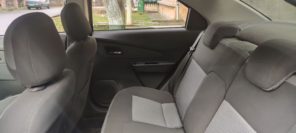 Продам авто кобальт 23 год пробег 34.000