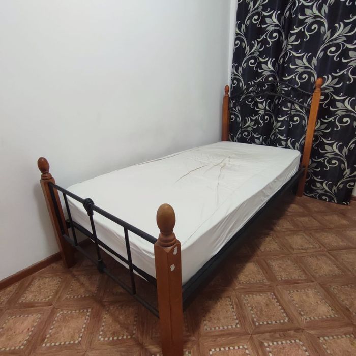 Кровать металлическая