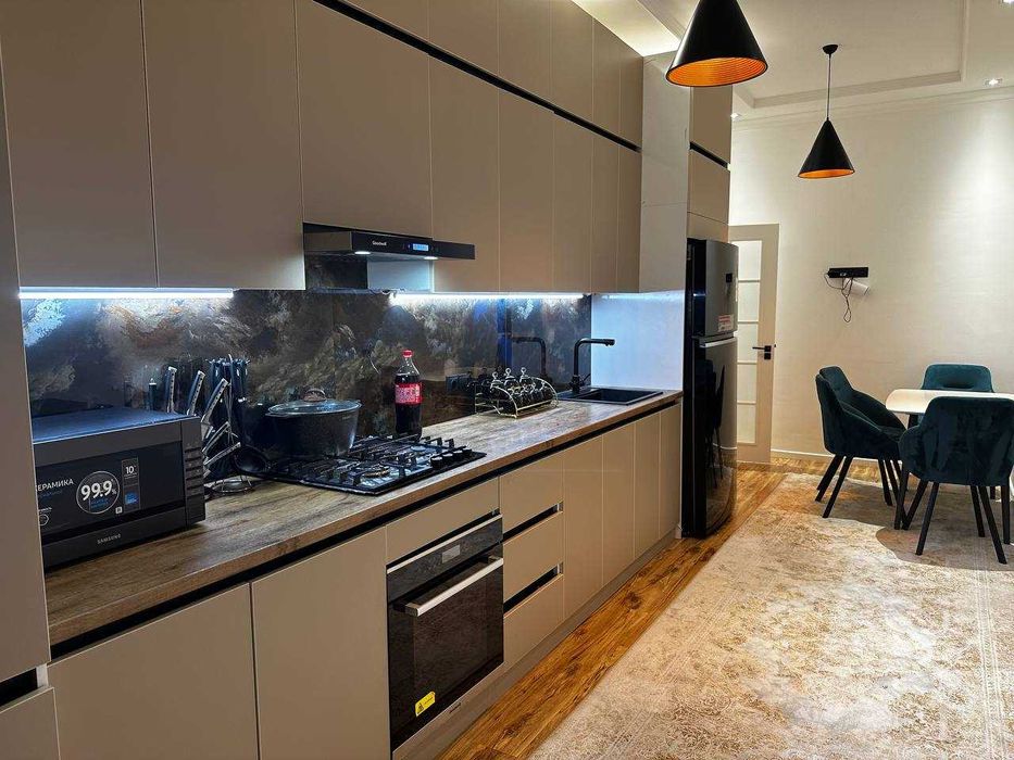 Сдаю 2х-Ком 6/10 Светлую Квартиру В ЖК Tiara Residence Универ Инха(Р3)